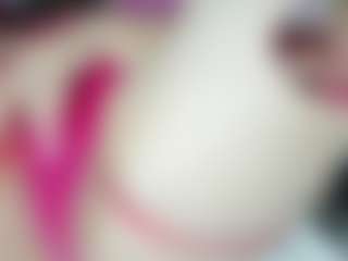 Live cam show with taamaraaa - Butt Plug on Cam Slut