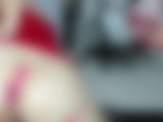 Live cam show with taamaraaa - Chubby on https://playwithruby.com