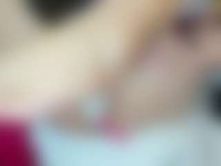Live cam show with taamaraaa - Genital Piercings on CamClone