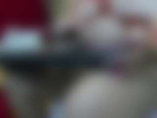 Live cam show with taamaraaa - Genital Piercings on Chatstar
