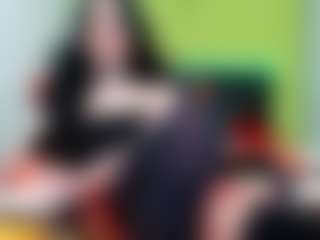Live cam show with alexa-dann - Smoking on AdultVida.com