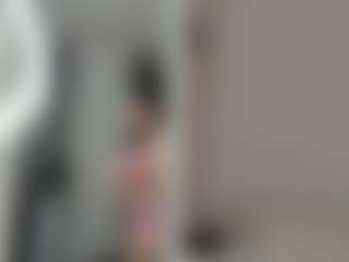 Live cam show with Andrea Williams - Bikini on Milfs Live