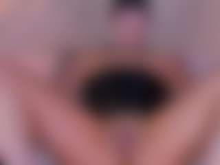 Live cam show with Matilda - Smoke on Dolls Live