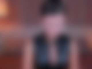 Live cam show with Matilda - Upskirt on PervPlay.com