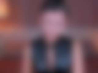 Live cam show with Matilda - Nipple Piercings on Camiplay Live