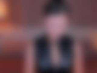Live cam show with Matilda - Oil on Uber Horny