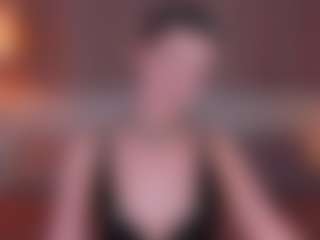 Live cam show with Matilda - Bra on fapnchat