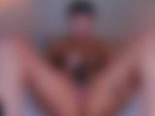 Live cam show with Matilda - Upskirt on madthumbs