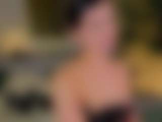 Live cam show with Matilda - Small Tits Teen (18+) on thefappeningchat.com