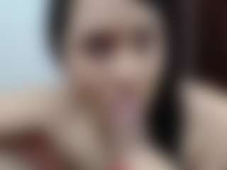 Live cam show with sweetlissyy - Handjob on Camsoda
