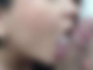 Live cam show with sweetlissyy - Flashing on madthumbs