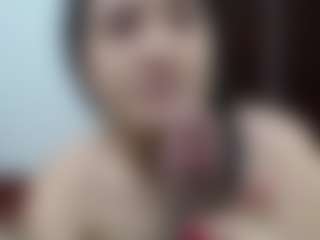 Live cam show with sweetlissyy - Handjob on Camsoda