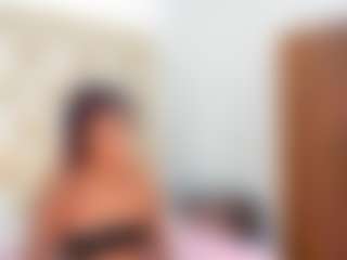 melanny MILF webcam performer live streaming