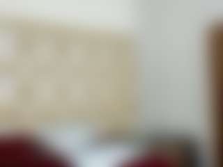 Live cam show with melanny - Shaved on Camsoda