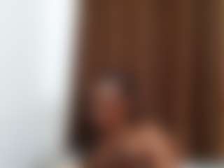 Live cam show with chocolust - BBW Ebony on Livezox