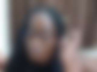 Live cam show with chocolust - Petite on TeamSkeetLive