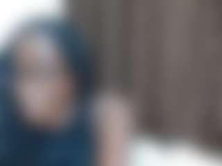 Live-Cam-Show mit chocolust - African Ebony auf Camsoda