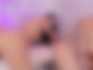 Live cam show with Daniela Princess - Strip on Camsoda