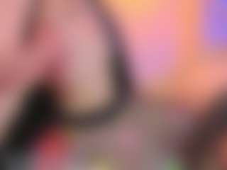 Live cam show with Lia Cox - Gagging on galaxygirlnitro.com