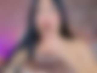 Live cam show with Lia Cox - Small Tits on luckytryst.com