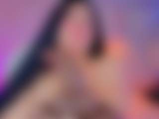Live cam show with Lia Cox - Sph on Latina Girls