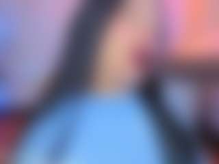 Live cam show with Lia Cox - Lovense on xDating