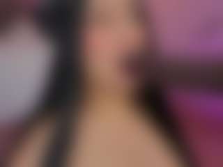 Live cam show with Lia Cox - Bbc on Camsoda