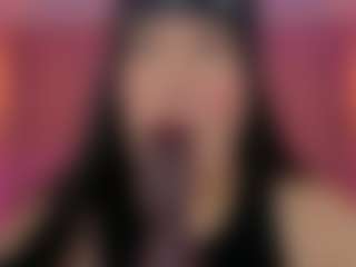 Live cam show with Lia Cox - Fingers on Camsoda