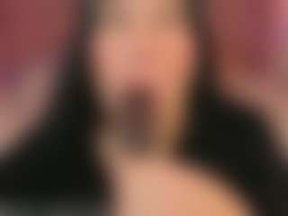 Live cam show with Lia Cox - BBW on hornycams.live