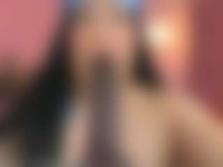 Live cam show with Lia Cox - Drinking on Camming Site