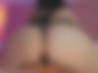 Lia Cox's Live Sex Cam Show