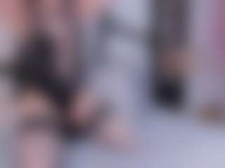 Live cam show with Elizabeth Adams - MILF on Camsoda