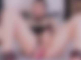 Live cam show with Elizabeth Adams - MILF on livesuperchat.net