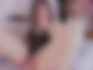 Live cam show with Elizabeth Adams - Mature on Camming Site
