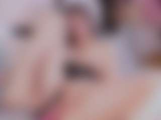 Live cam show with Elizabeth Adams - Squirt MILF on SquirtSoMuch