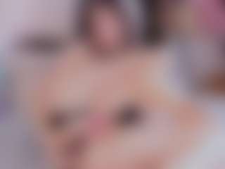 Live cam show with Elizabeth Adams - Foot Fetish on justonemore.cc