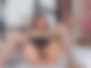 Live cam show with Elizabeth Adams - Mature on Dare Cams
