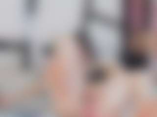 Live cam show with Elizabeth Adams - Foot Fetish on sexylive.show