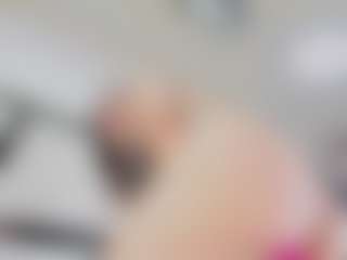 Live cam show with Elizabeth Adams - Mature on Cam Slut