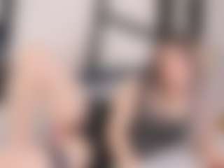 Live cam show with Elizabeth Adams - Gamer Mature on sexytreat.net