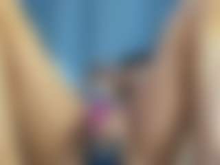 Live cam show with Hot-Mamacitah - Black on fuck-show.com