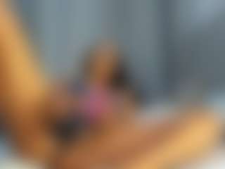 Live cam show with Hot-Mamacitah - Ebony on chickslive.net