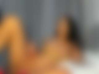 Hot-Mamacitah's Live Sex Cam Show