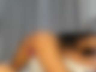 Hot-Mamacitah's Live Sex Cam Show