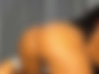 Hot-Mamacitah's Live Sex Cam Show