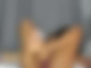 Hot-Mamacitah's Live Sex Cam Show