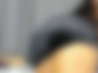 Hot-Mamacitah's Live Sex Cam Show