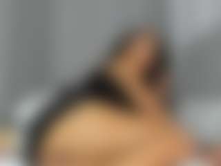 Hot-Mamacitah's Live Sex Cam Show