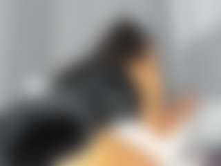 Hot-Mamacitah's Live Sex Cam Show
