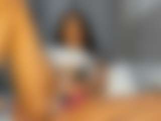 Hot-Mamacitah's Live Sex Cam Show